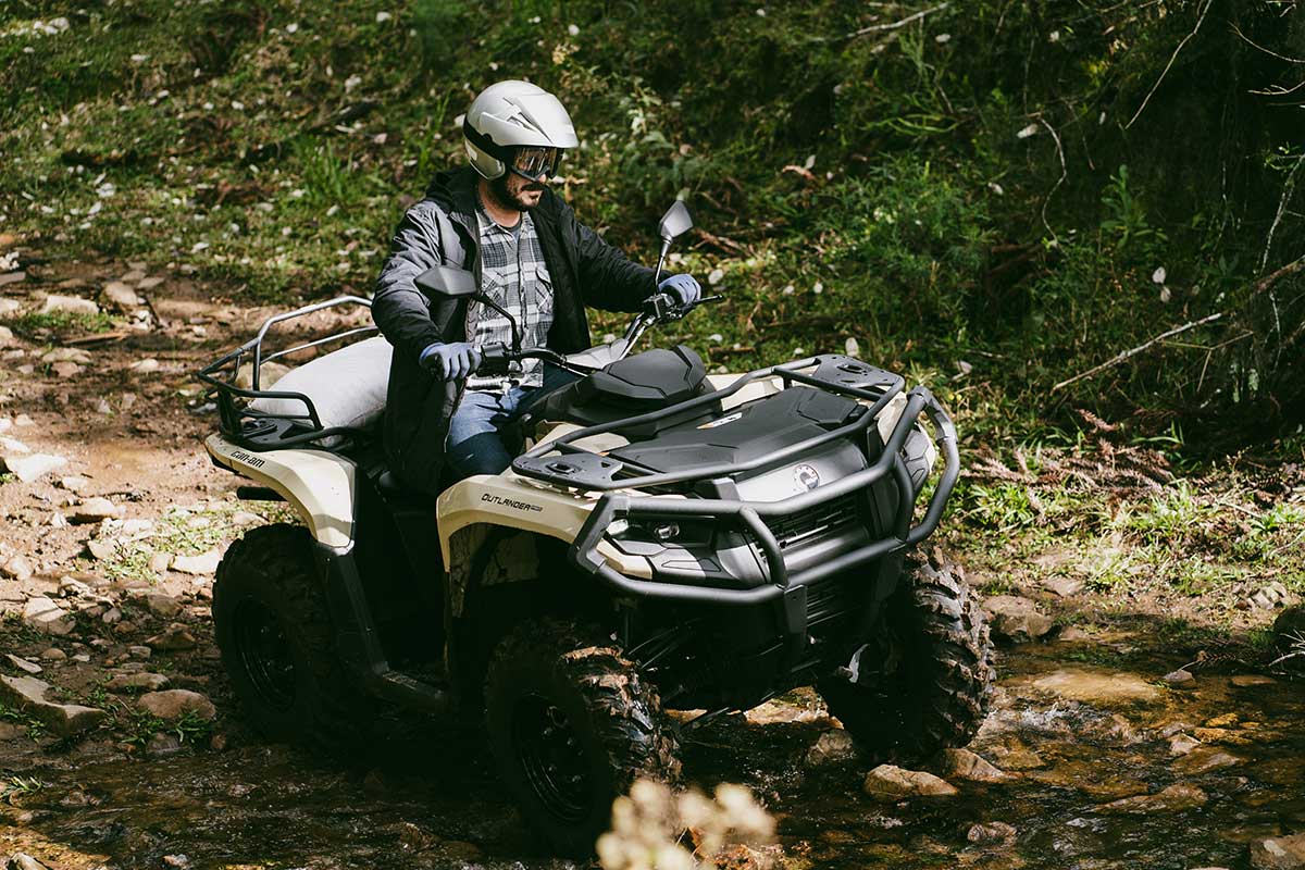 ORV MY25 OUT PRO HD5 Desert Tan Lifestyle DSC00156 RGB (1)